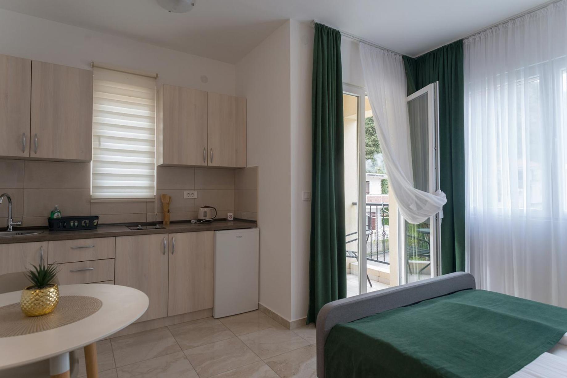 Apartments Sunrise تْشيرسيك نوفي المظهر الخارجي الصورة